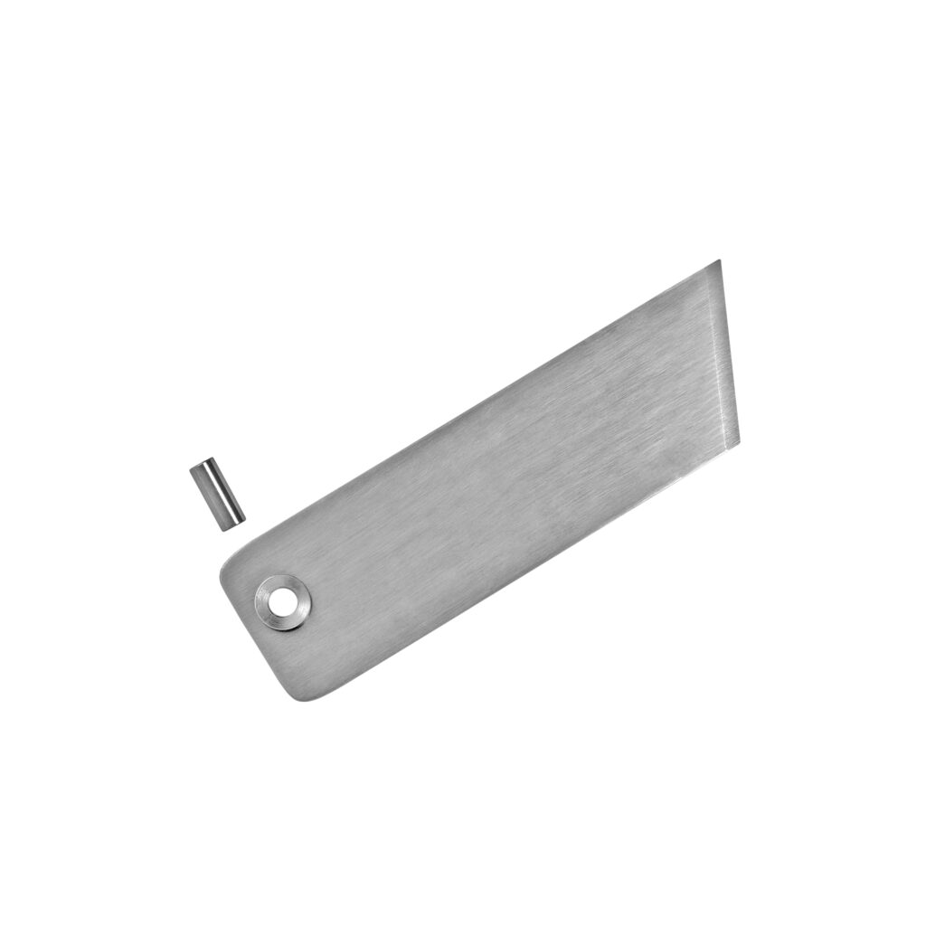 knife and pin for clippers